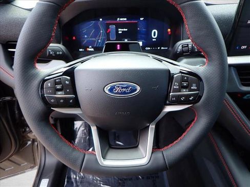 New 2026 Ford Explorer ST-Line w/ ST-Line Street Pack AWD/4WD image 16