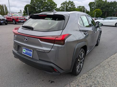 Used 2019 Lexus UX 250h w/ Accessory Package 2 AWD/4WD image 6