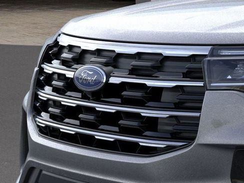 New 2026 Ford Explorer Active w/ Active Comfort Package image 17