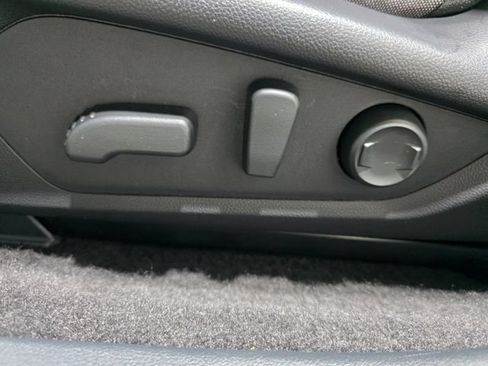 Certified 2025 Subaru Crosstrek 2.5i Sport AWD/4WD image 14