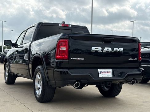 New 2026 RAM 1500 4x4 Crew Cab image 7