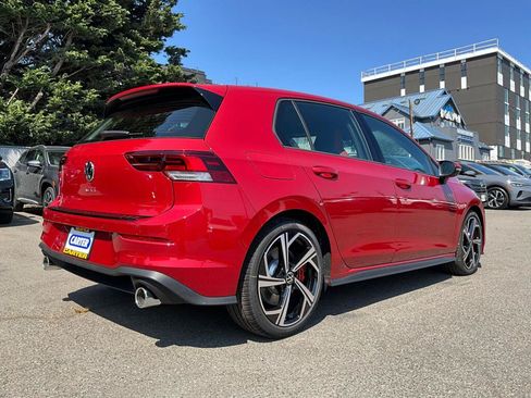 New 2026 Volkswagen GTI SE FWD image 8