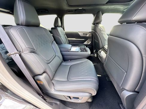New 2026 INFINITI QX80 Autograph w/ Premium Cargo Package AWD/4WD image 31