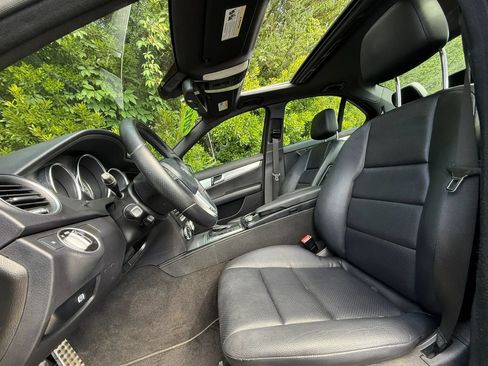 Used 2012 Mercedes-Benz C 250 Sedan image 2
