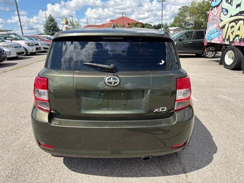 Used 2011 Scion xD FWD image 4