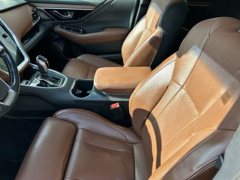 Used 2020 Subaru Outback Touring AWD/4WD image 3