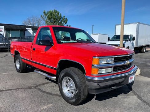 Used 1998 Chevrolet Silverado 1500 4x4 Regular Cab w/ Preferred Equipment Group 2 image 5