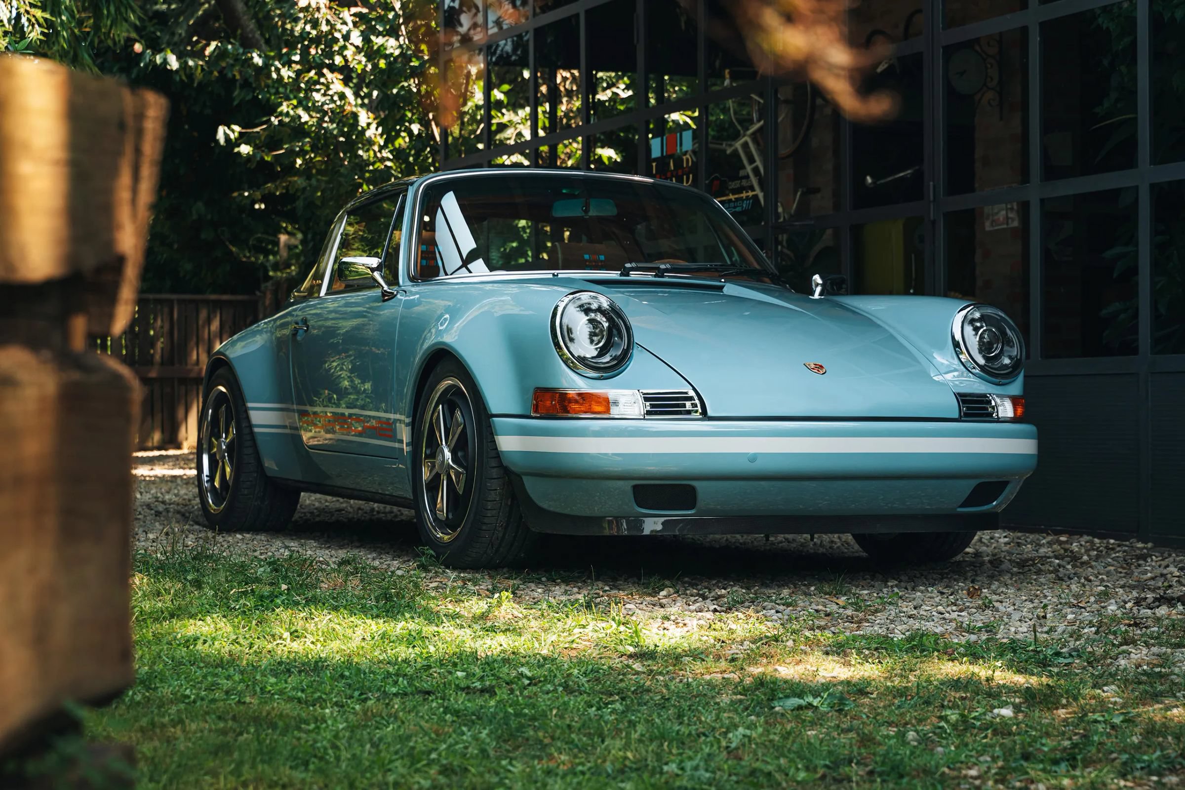 Used 1995 Porsche 911 Cabriolet image 32