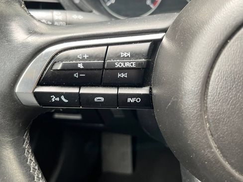 Used 2024 MAZDA MAZDA3 s FWD image 21