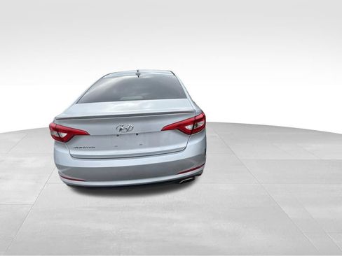 Used 2016 Hyundai Sonata SE FWD image 18