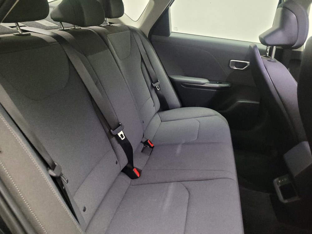 Used 2025 Kia K4 FWD image 19