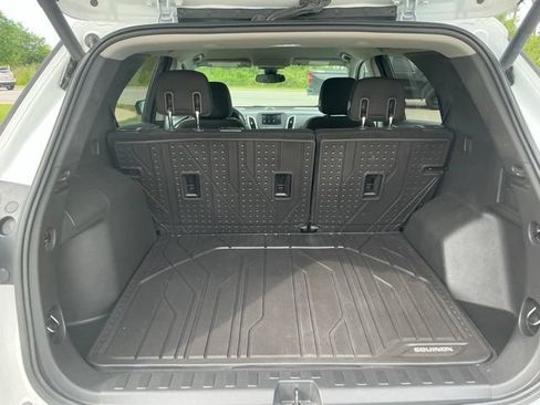 Used 2020 Chevrolet Equinox LT FWD image 11