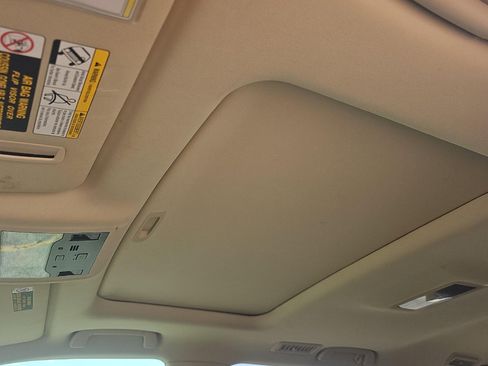 Used 2018 Lexus LX 570 4WD w/ Luxury Package image 8