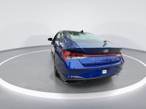 Used 2023 Hyundai Elantra Limited image 6