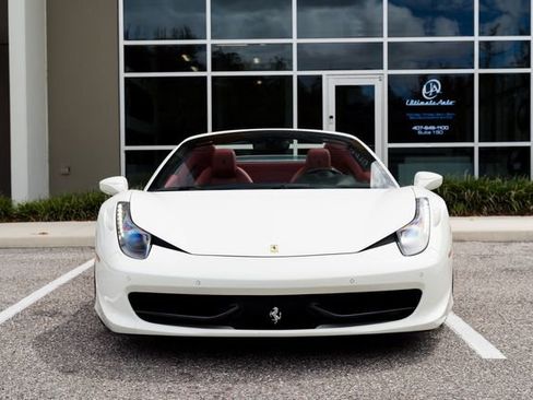 Used 2014 Ferrari 458 Spider image 8
