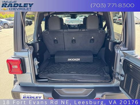 Used 2024 Jeep Wrangler Unlimited Sport AWD/4WD image 11