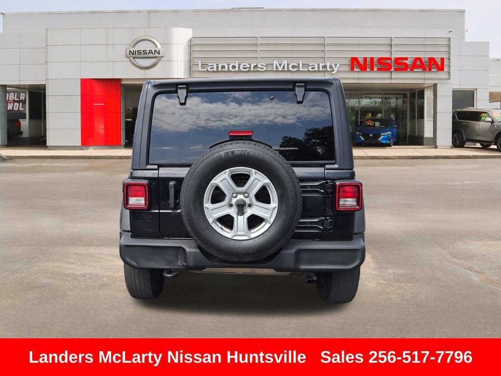 Used 2021 Jeep Wrangler Unlimited Sport AWD/4WD image 5