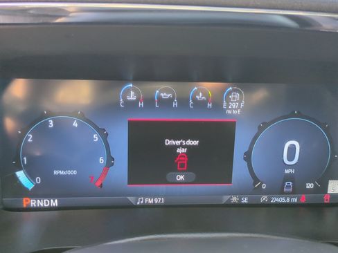 Used 2025 Ford F150 Lariat AWD/4WD image 18