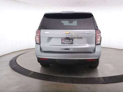 Used 2024 Chevrolet Suburban High Country AWD/4WD image 6