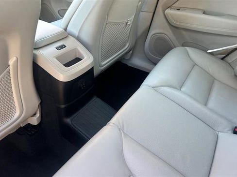 Certified 2023 Volvo XC60 T8 Plus w/ Climate Package image 12