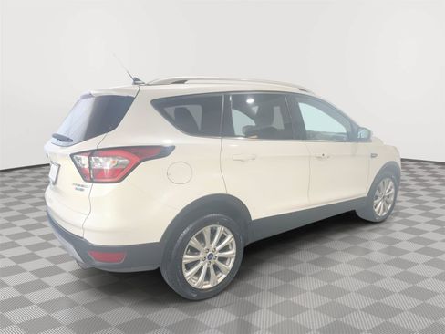 Used 2018 Ford Escape Titanium w/ Ford Safe & Smart Package AWD/4WD image 7