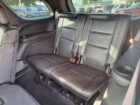 Used 2023 Dodge Durango GT RWD image 13