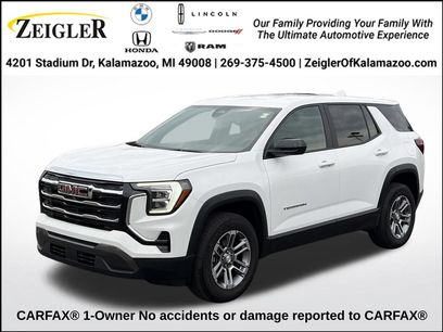 Used 2025 GMC Terrain Elevation