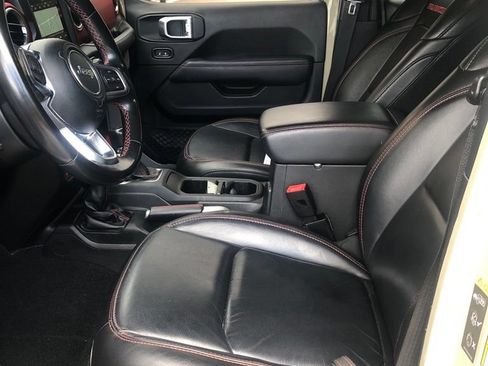 Used 2020 Jeep Gladiator Rubicon AWD/4WD image 7