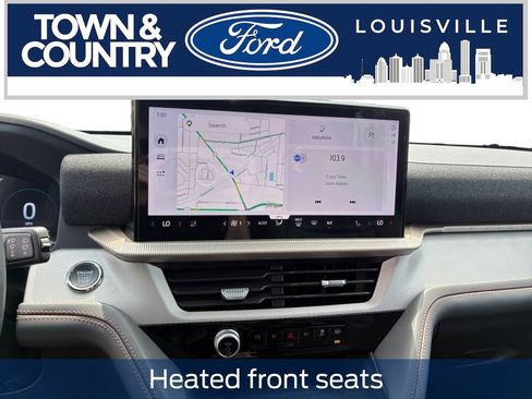 Used 2025 Ford Explorer Active w/ Active Comfort Package AWD/4WD image 17