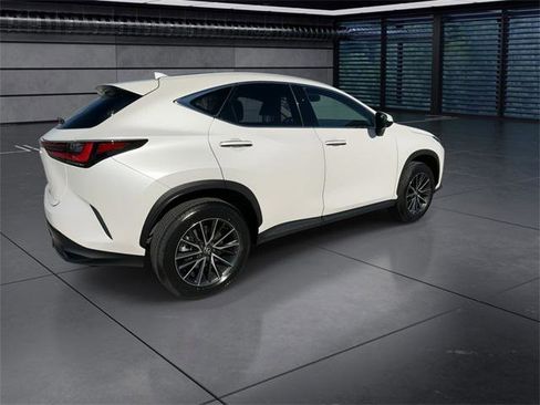Certified 2024 Lexus NX 250 FWD w/ Premium Package image 8