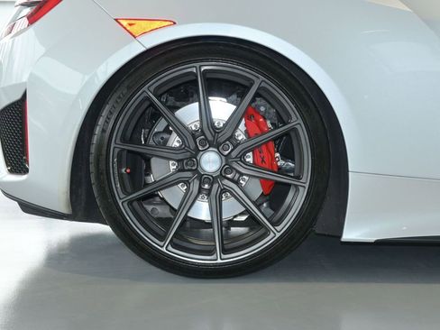 Used 2020 Acura NSX AWD/4WD image 20