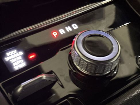 Used 2024 Jeep Grand Cherokee Limited 4xe image 17