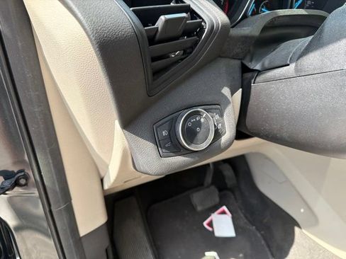 Used 2019 Ford Escape SEL AWD/4WD image 22