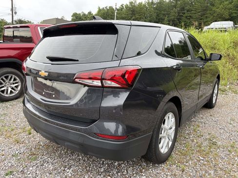 Used 2022 Chevrolet Equinox LS FWD image 10