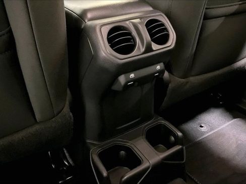 Used 2023 Jeep Wrangler Unlimited Sport AWD/4WD image 34