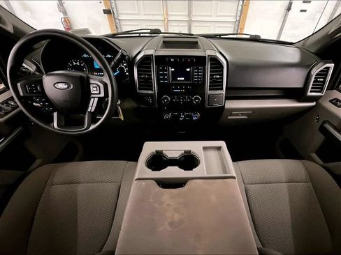 Used 2017 Ford F150 XLT AWD/4WD image 14