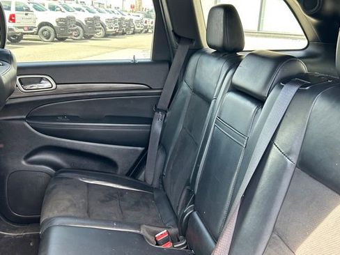 Used 2022 Jeep Grand Cherokee Laredo X AWD/4WD image 22