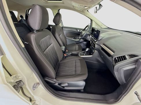 Used 2019 Ford EcoSport SE w/ SE Convenience Package image 21