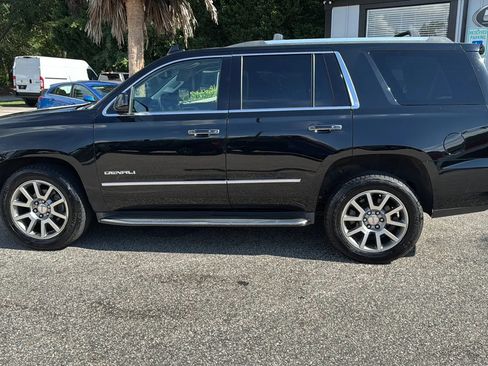 Used 2016 GMC Yukon Denali w/ Open Road Package AWD/4WD image 8