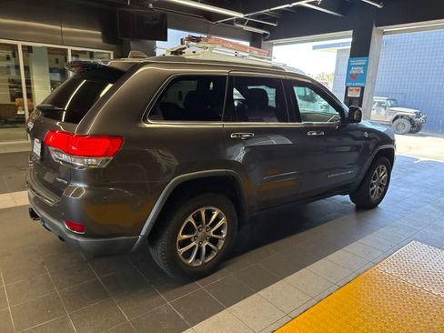 Used 2016 Jeep Grand Cherokee Limited w/ Trailer Tow Group IV AWD/4WD image 9