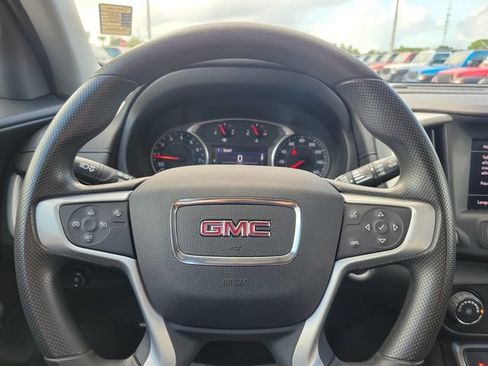 Used 2024 GMC Terrain SLE FWD image 20