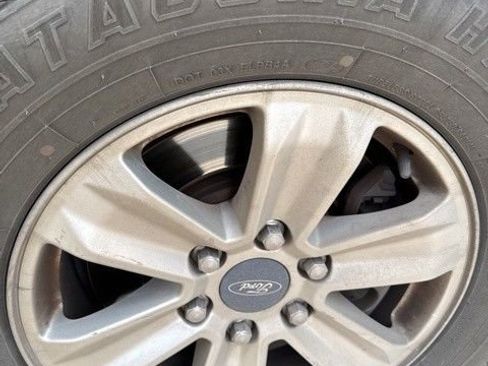 Used 2016 Ford F150 XL w/ Equipment Group 101A Mid RWD image 19
