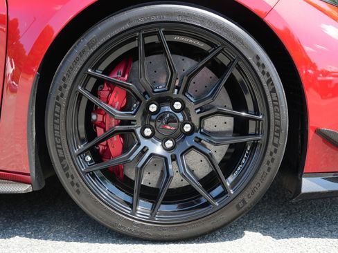 Used 2023 Chevrolet Corvette Z06 w/ Z07 Performance Package image 35