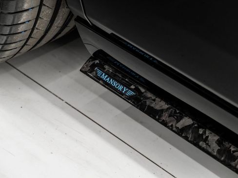 Used 2025 Rolls-Royce Phantom Sedan image 22