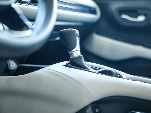 Used 2025 Honda HR-V LX image 27