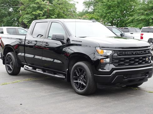 Used 2024 Chevrolet Silverado 1500 Custom AWD/4WD image 4