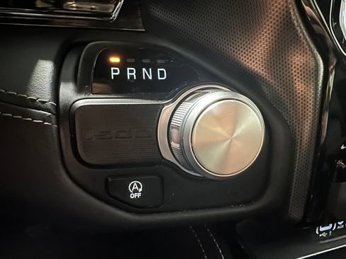Used 2023 RAM 1500 Limited w/ Body Color Bumper Group RWD image 28