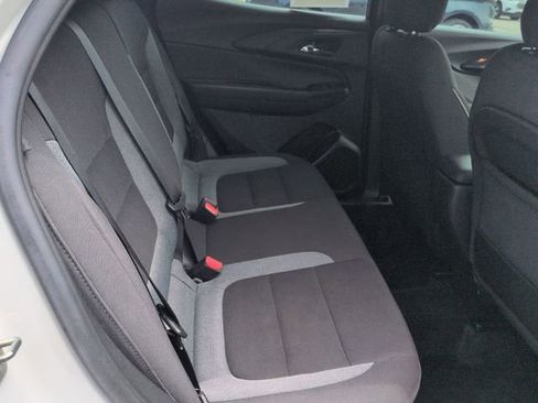 Used 2023 Chevrolet TrailBlazer LS AWD/4WD image 26