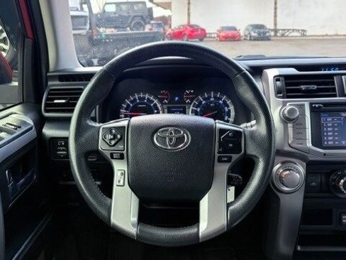 Used 2019 Toyota 4Runner SR5 Premium image 11
