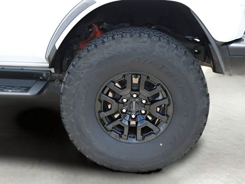 Used 2024 Ford Bronco Raptor w/ Interior Carbon Fiber Pack 6 AWD/4WD image 9